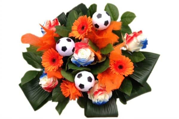 kampioenen boeket oranje bloemen voetbal